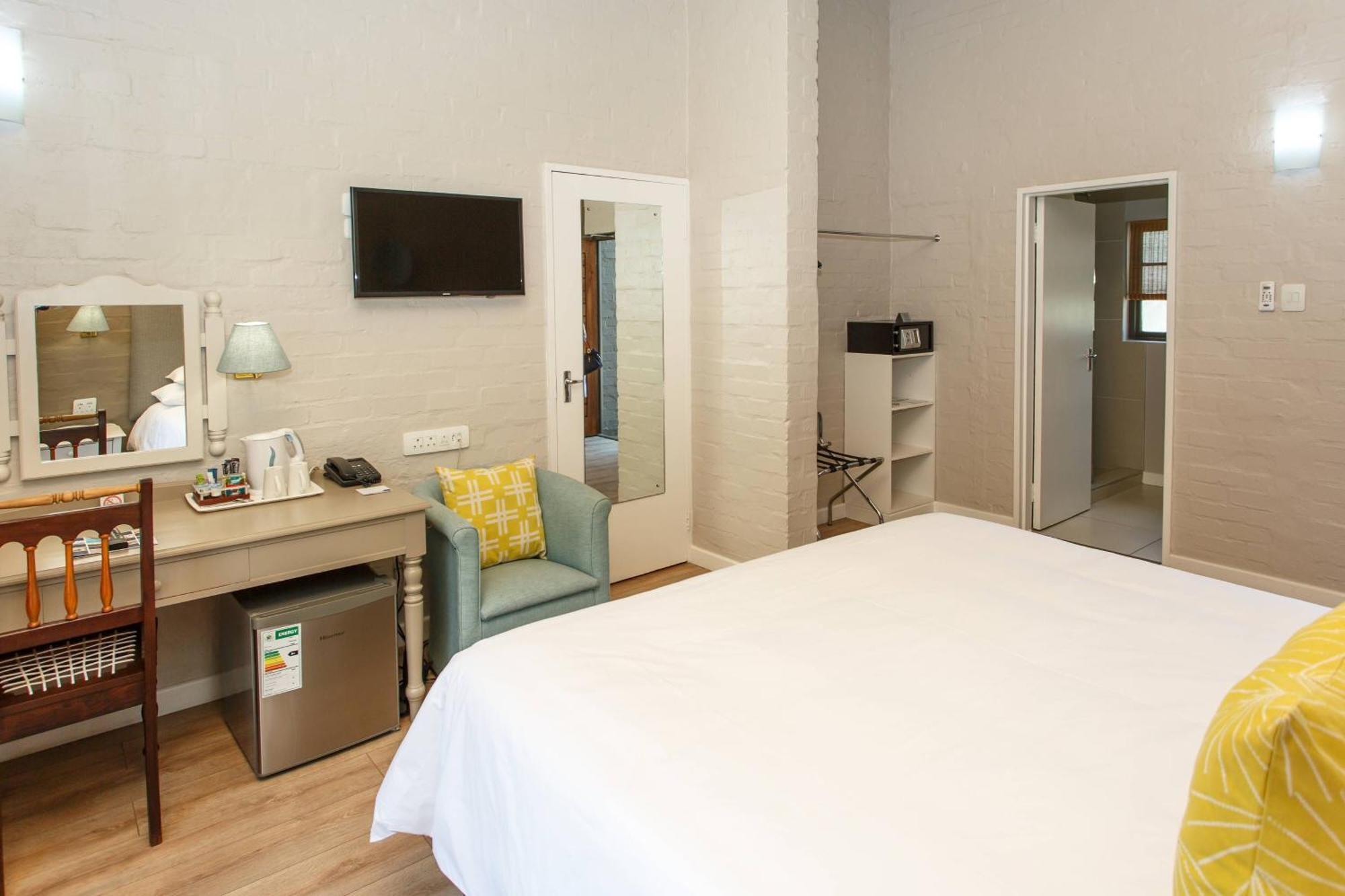 Protea Hotel By Marriott Oudtshoorn Riempie Estate Kültér fotó