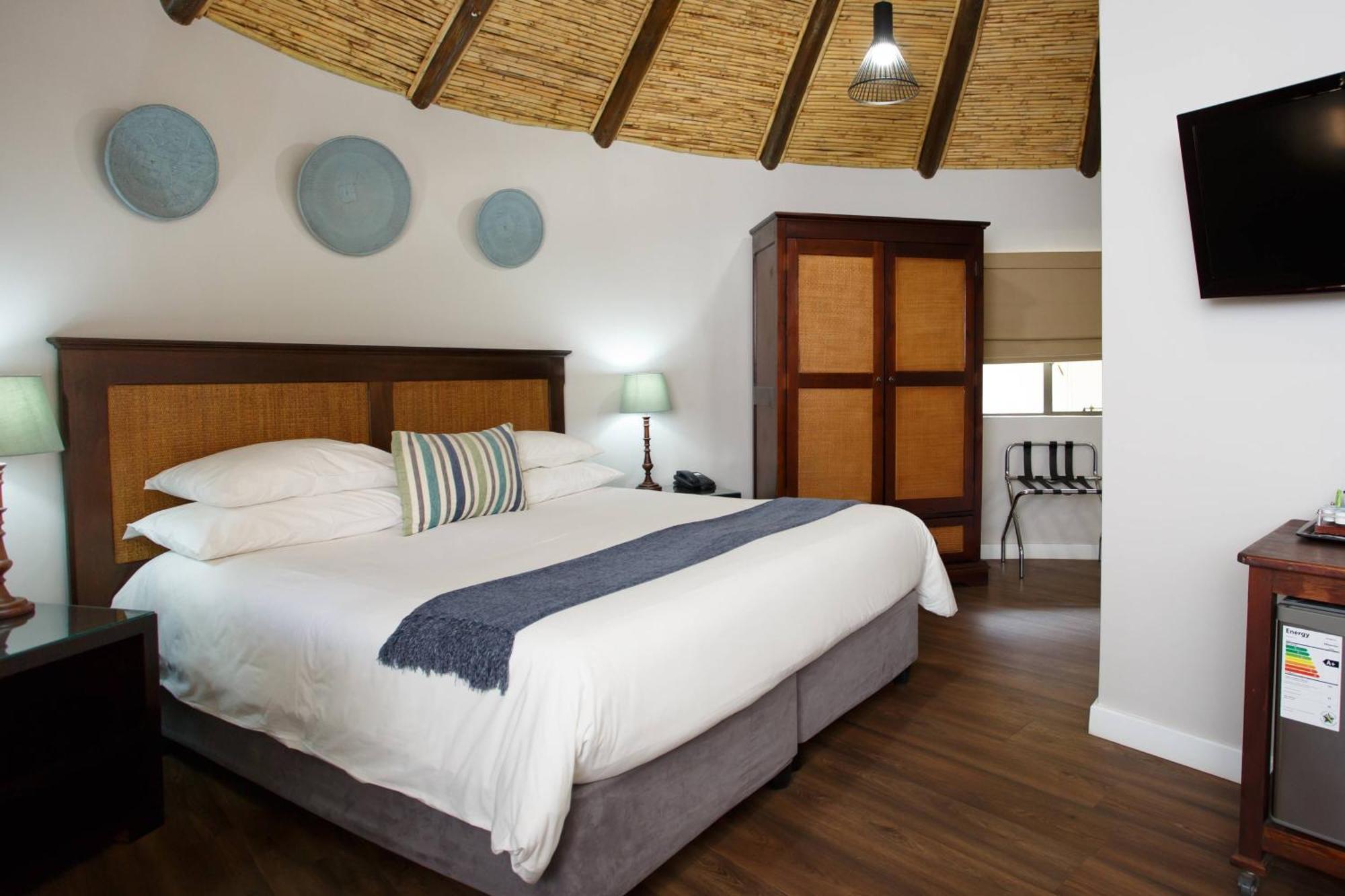 Protea Hotel By Marriott Oudtshoorn Riempie Estate Kültér fotó