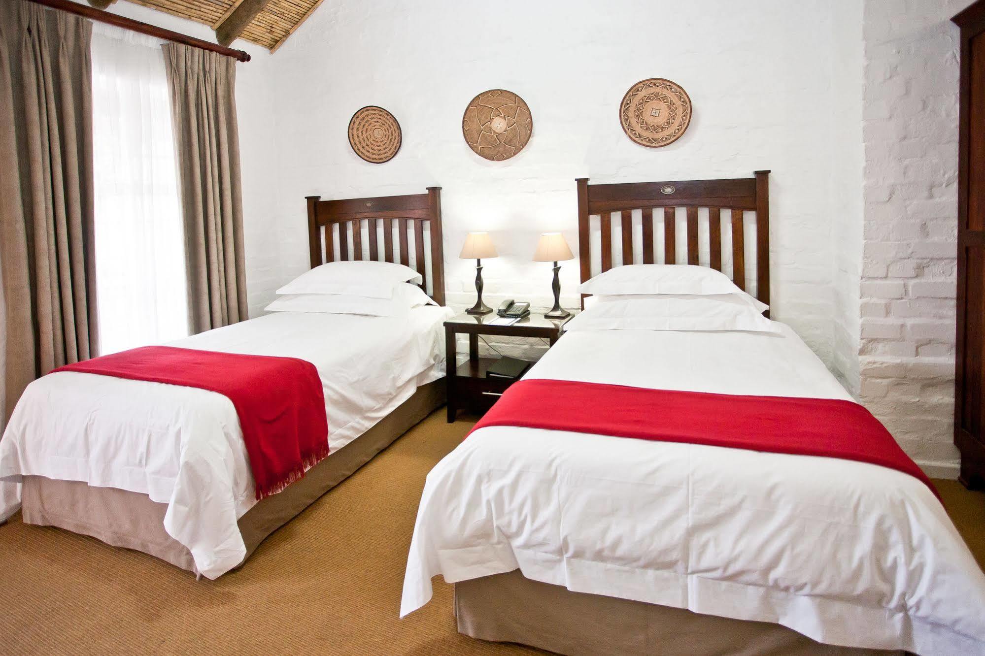 Protea Hotel By Marriott Oudtshoorn Riempie Estate Kültér fotó